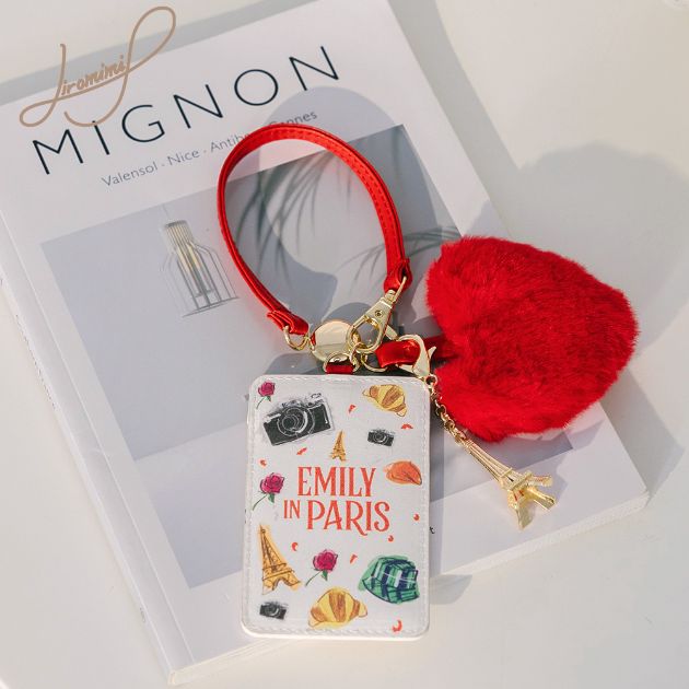 Emily in Paris愛心吊牌-白