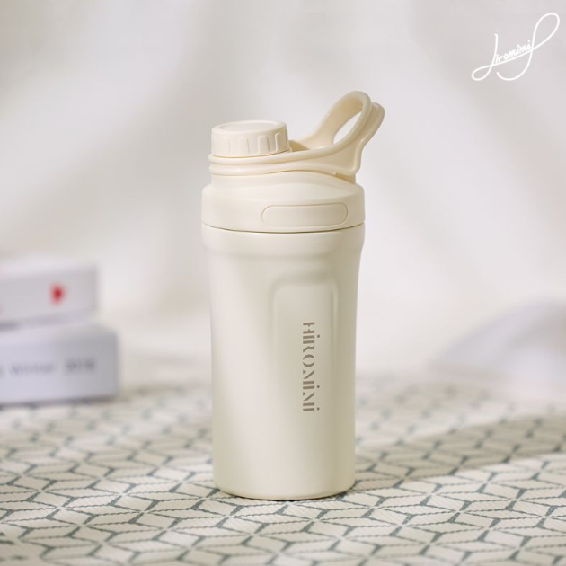 316不鏽鋼運動保溫杯600ml (杯蓋手提一體設計)